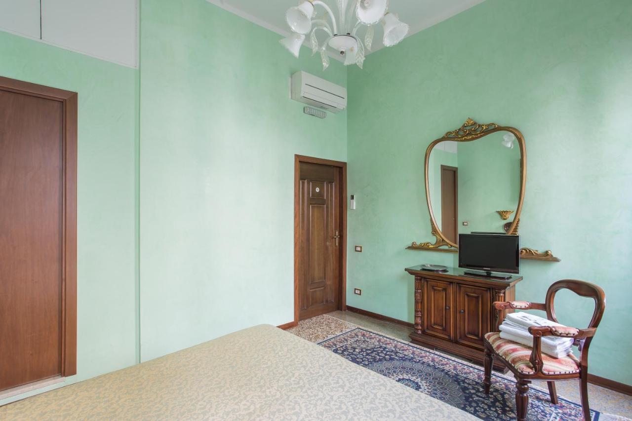 Bed and Breakfast Bb Venezia Екстер'єр фото